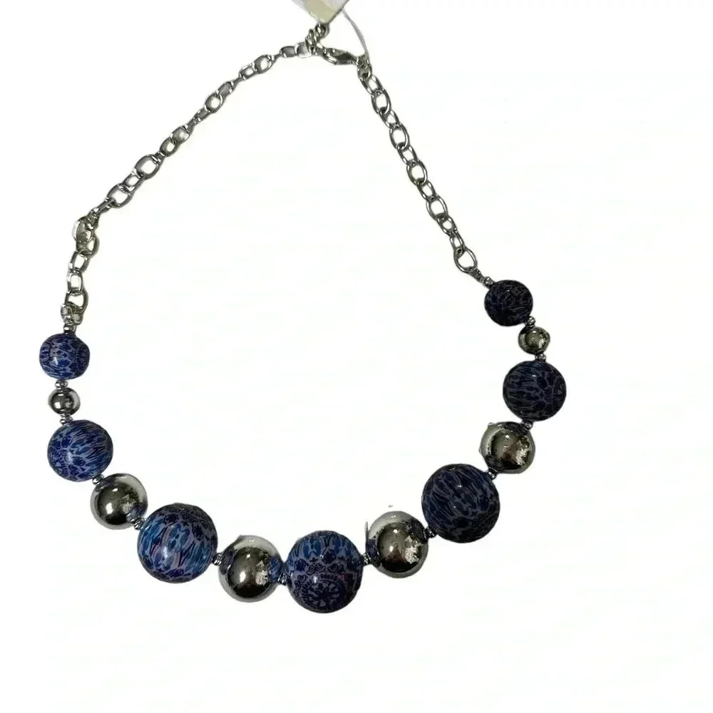 Neckless.‎ NWT